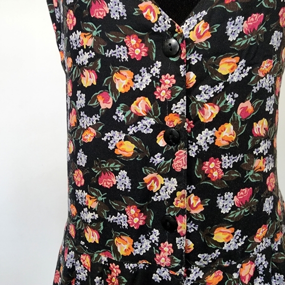 Vintage buttondown long black floral dress with pockets - Picture 3 of 11